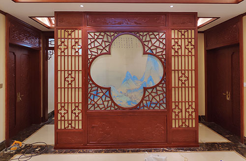 宁夏会所室内装修中式仿古实木屏风隔断展示