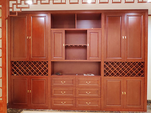 宁夏中式家居装修之中式酒柜装修效果图